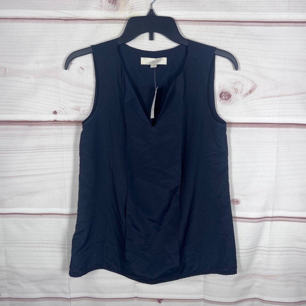 LOFT Sleeveless Top Women XS Navy Blue V-Neck Pleated Front Shell Office Blouse